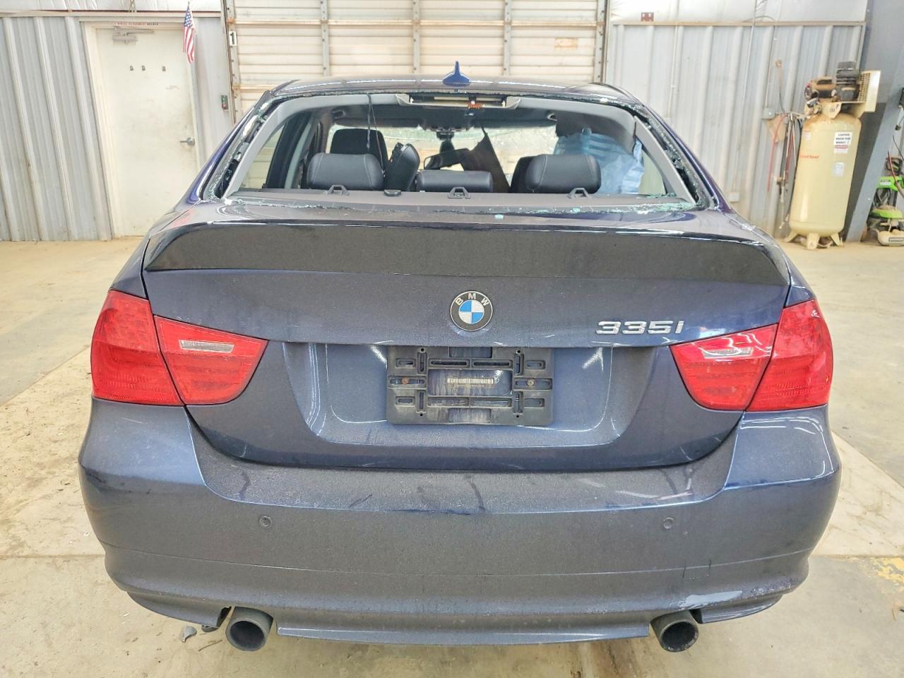2011 BMW 3 SERIES