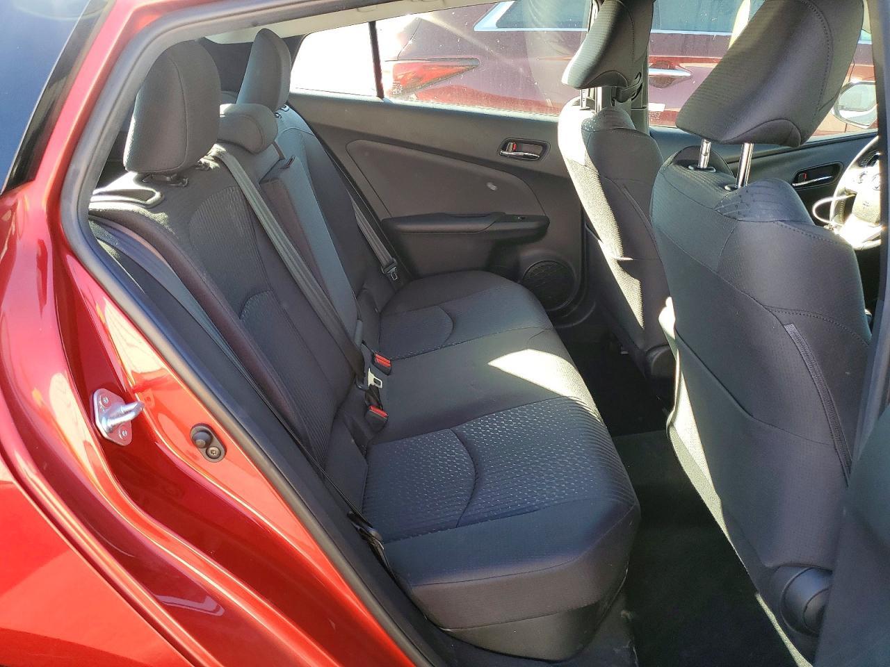 2017 TOYOTA PRIUS