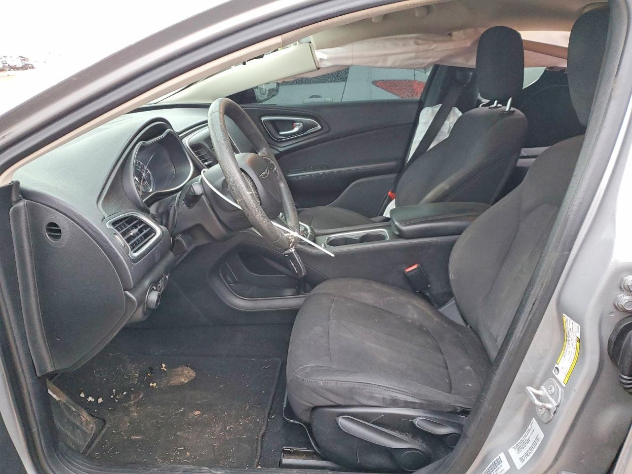 2015 CHRYSLER 200