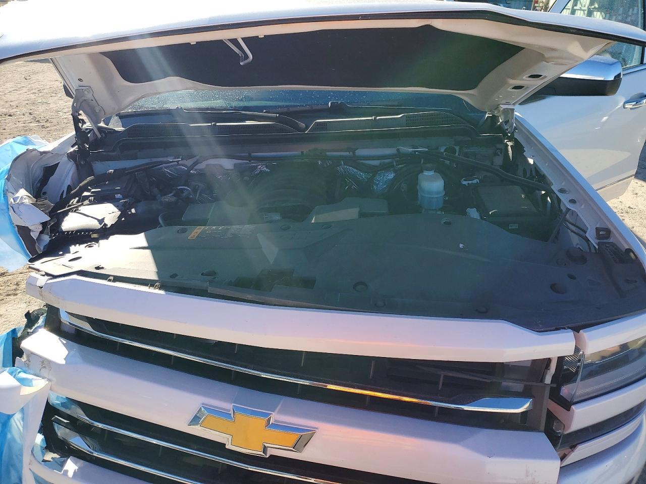 2017 CHEVROLET Silverado