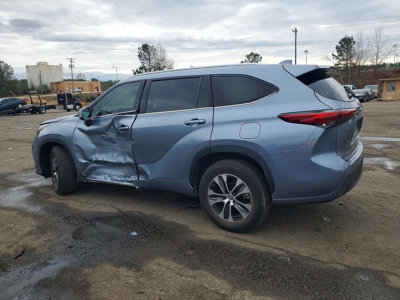 2021 TOYOTA HIGHLANDER