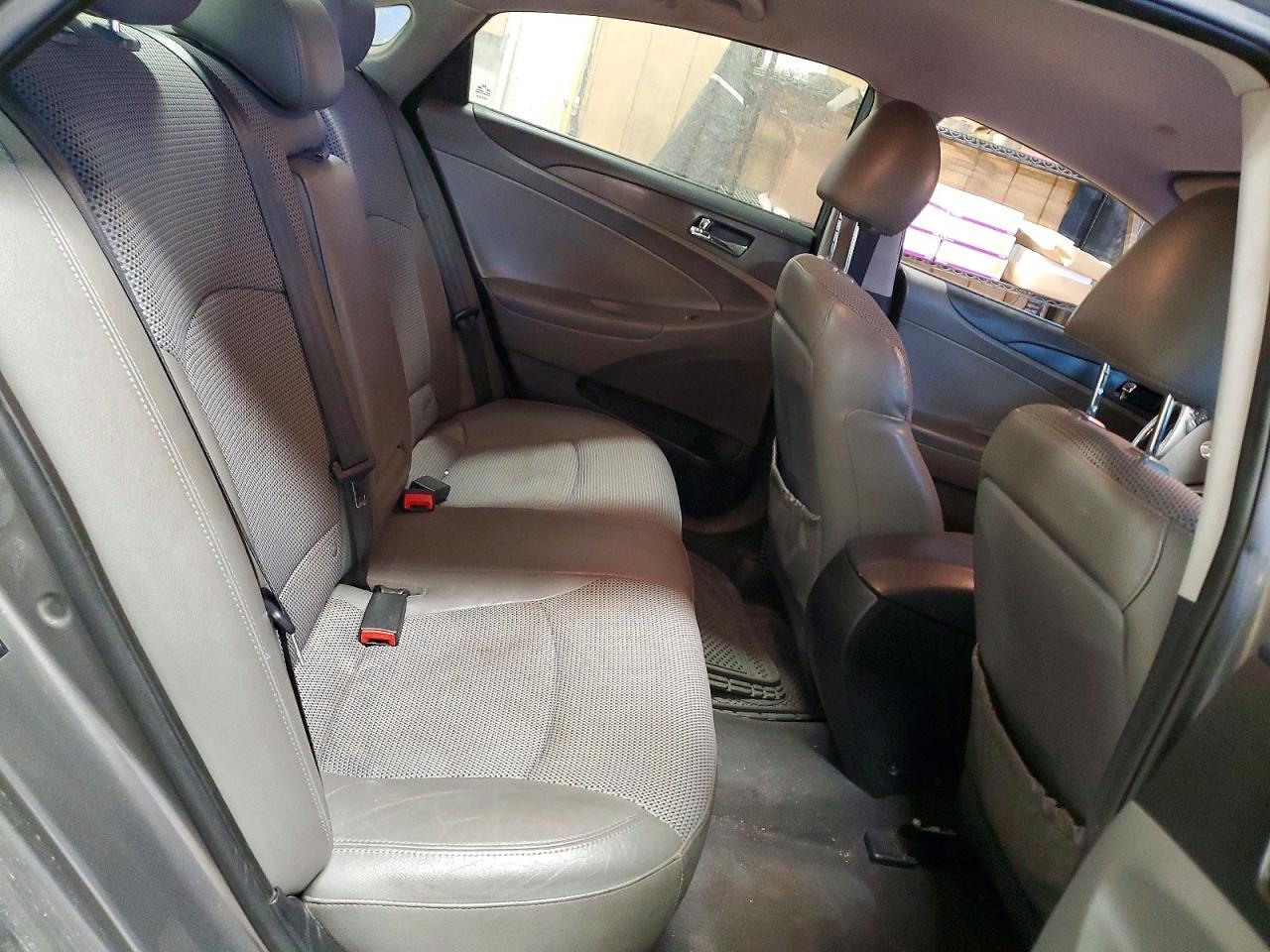 2012 HYUNDAI SONATA