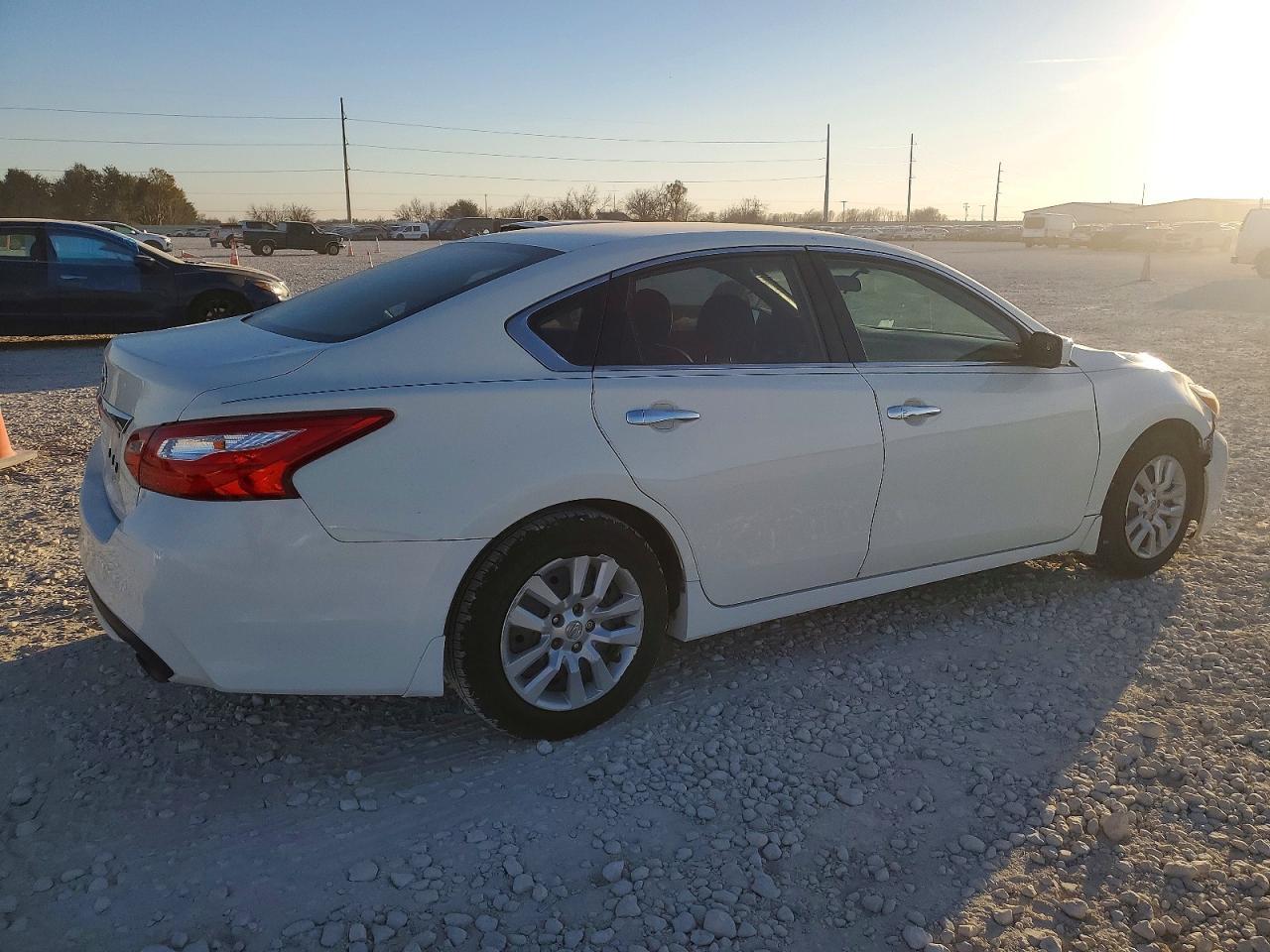 2017 NISSAN ALTIMA