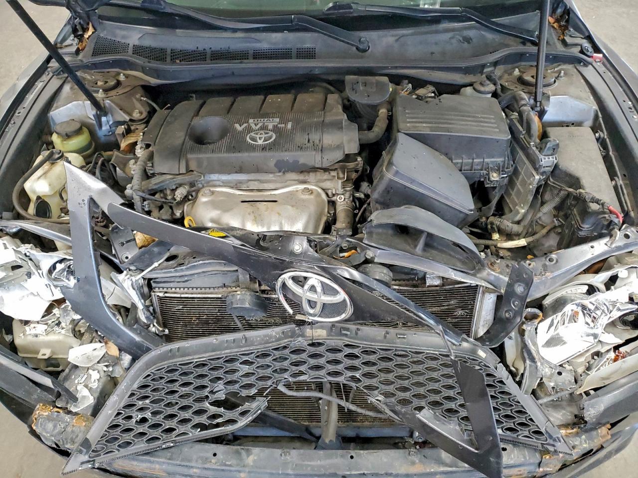 2010 TOYOTA CAMRY