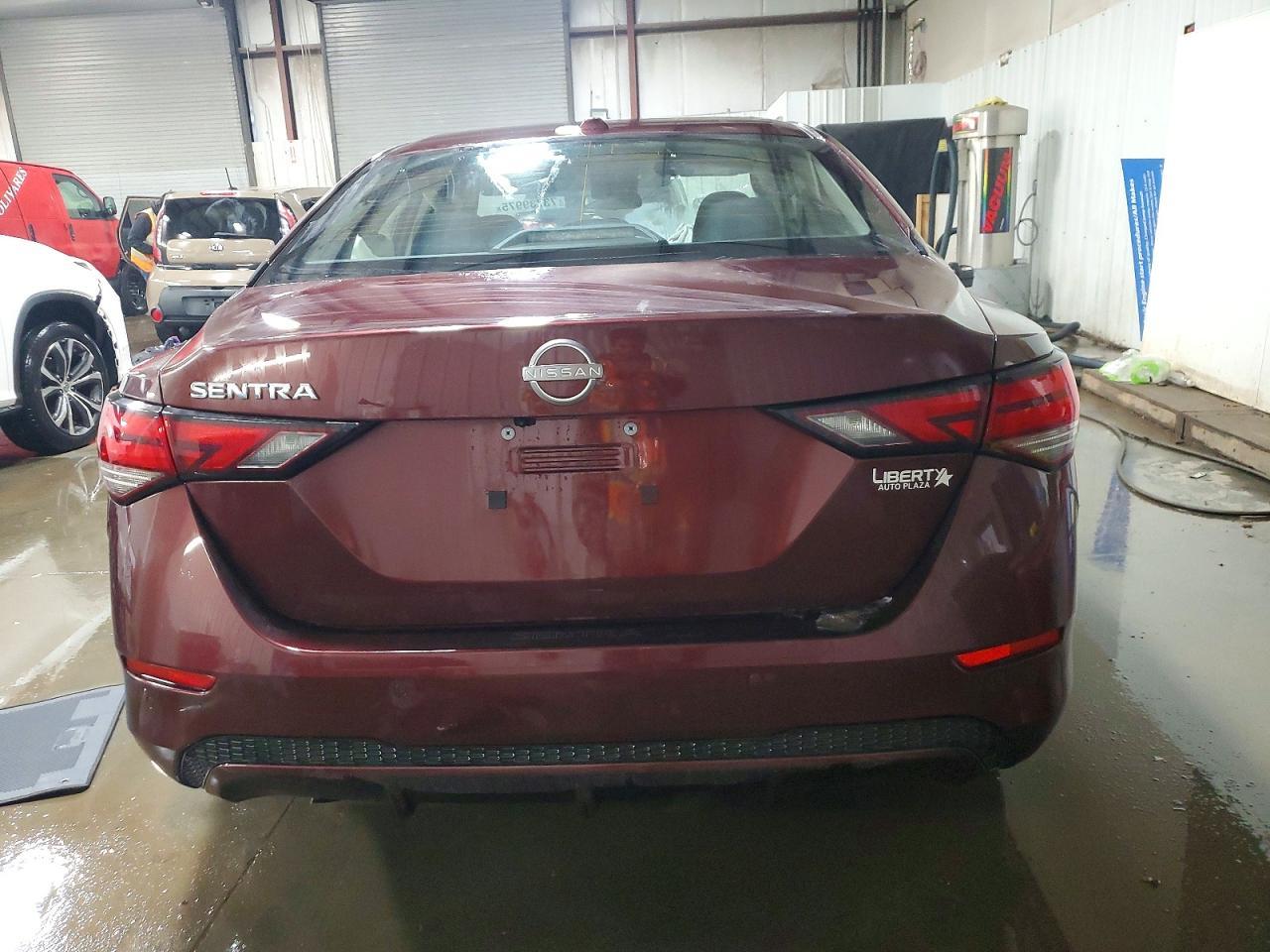2025 NISSAN SENTRA