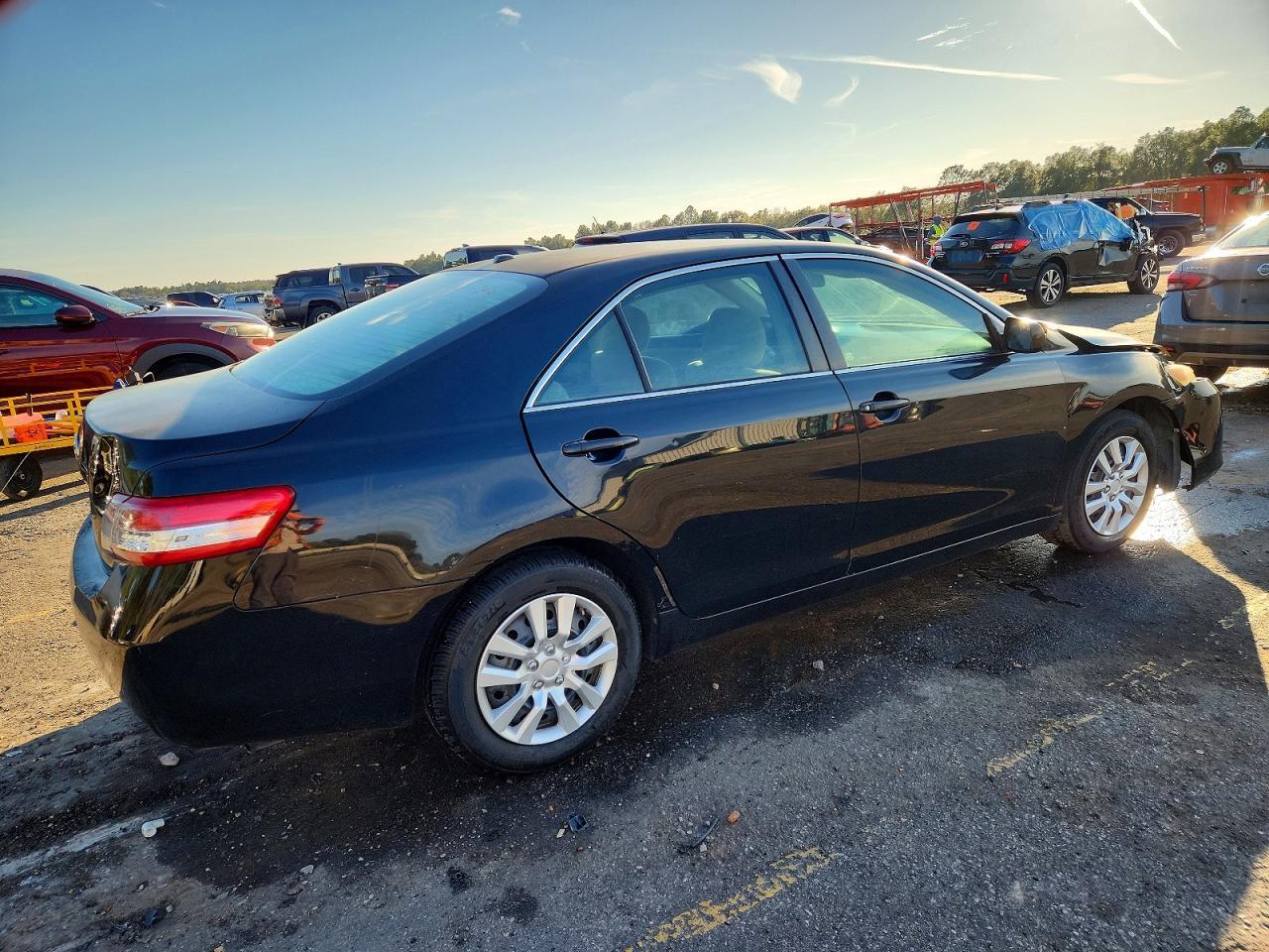 2010 TOYOTA CAMRY