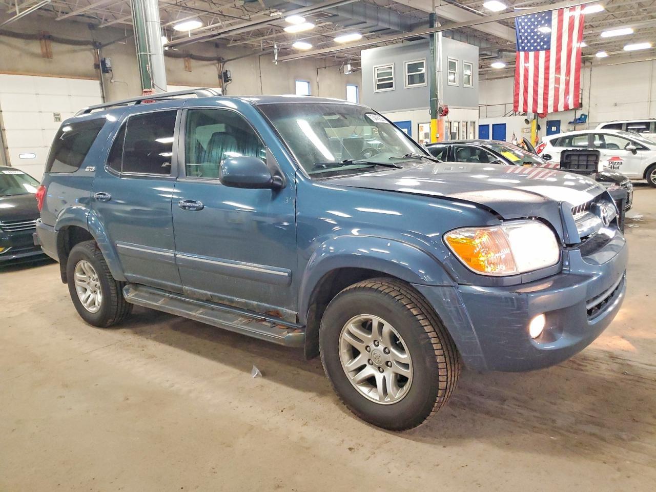 2005 TOYOTA Sequoia