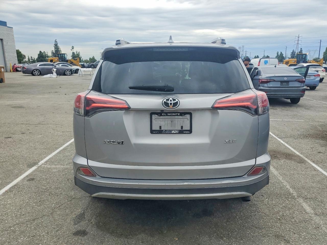 2016 TOYOTA RAV4