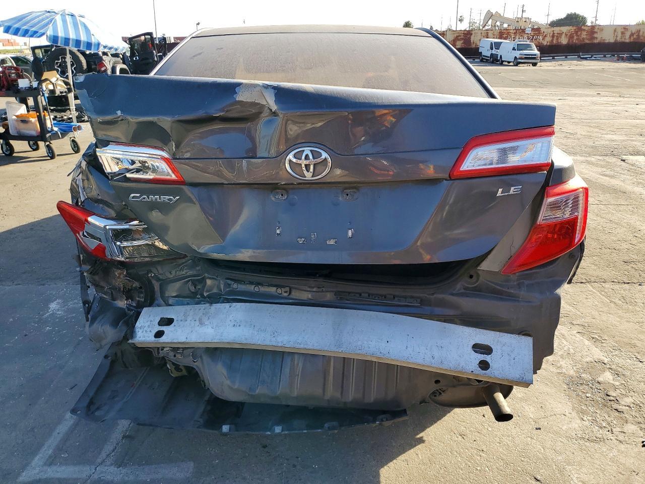 2012 TOYOTA CAMRY