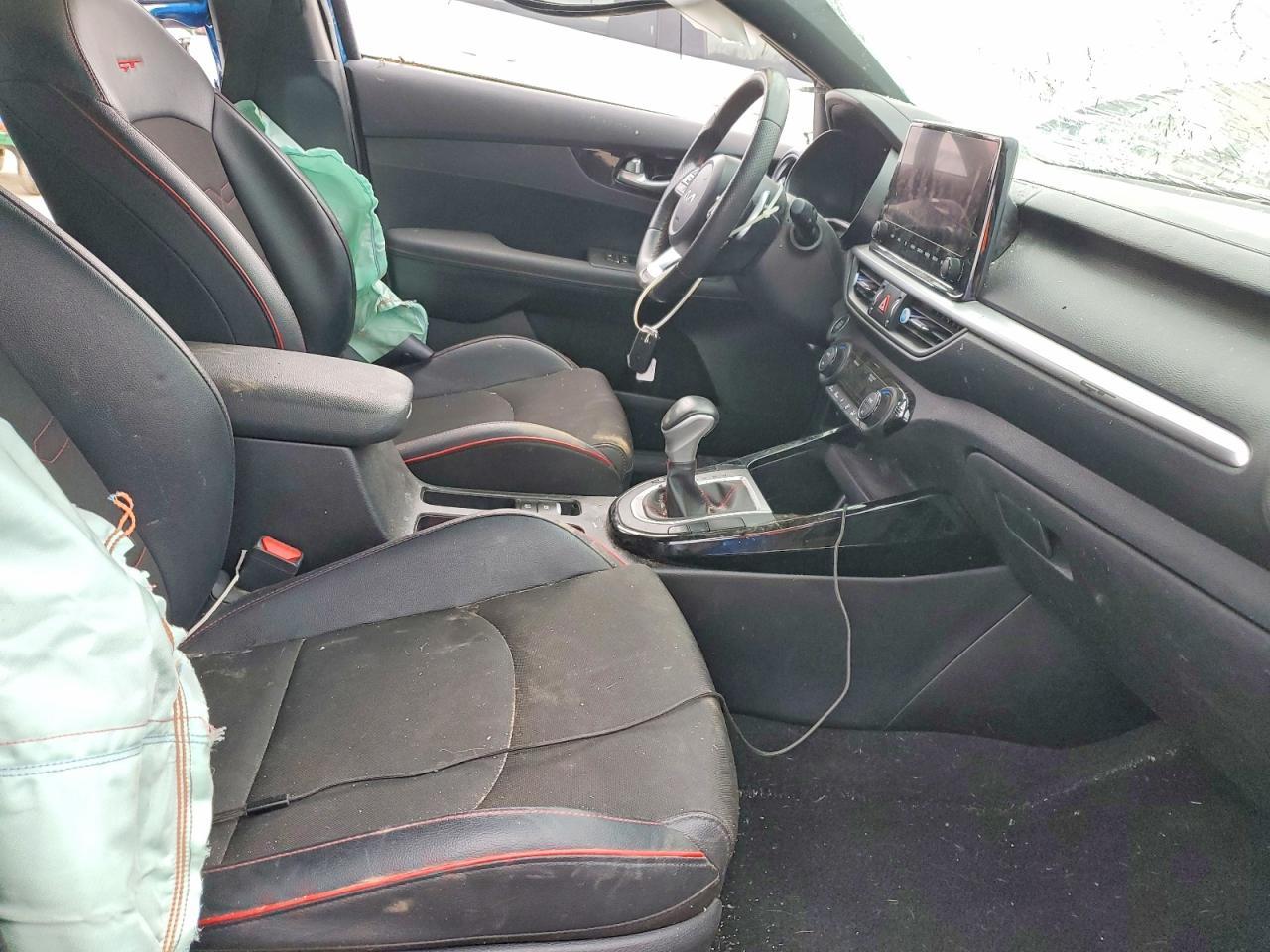 2023 KIA FORTE