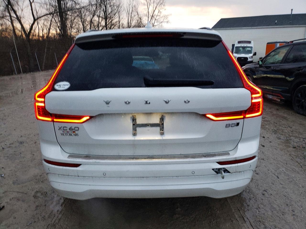2023 VOLVO XC60