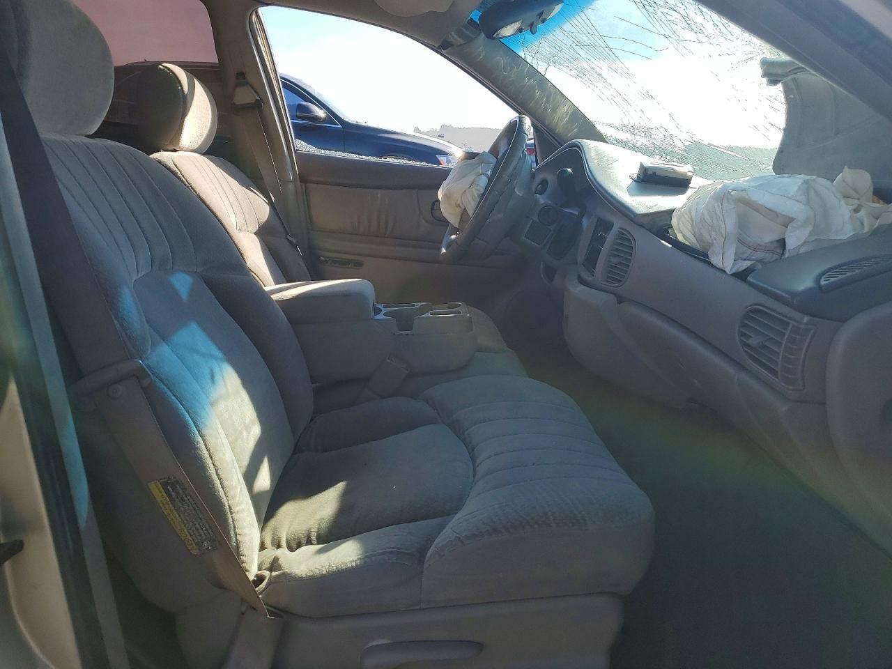 2004 BUICK Century