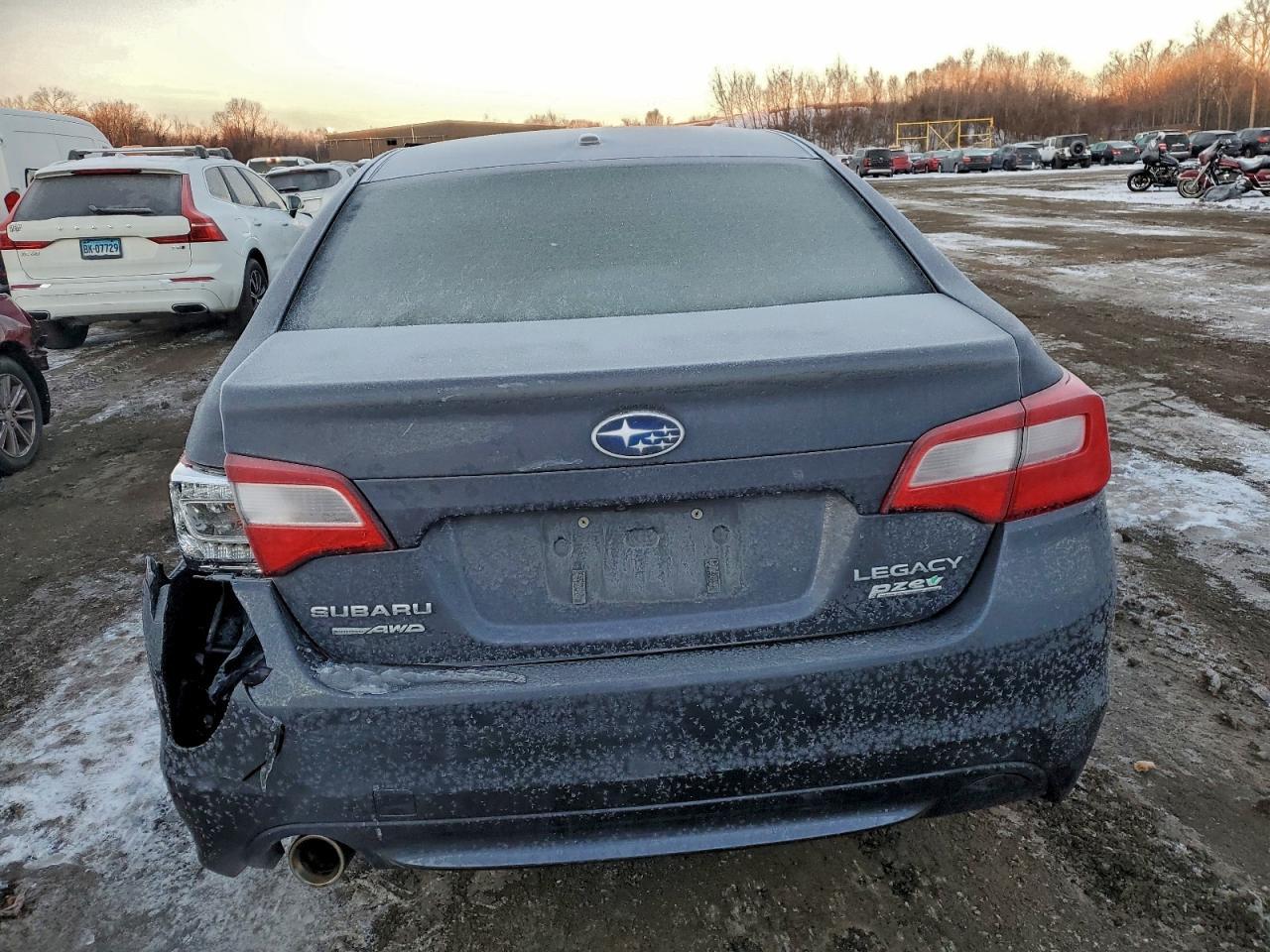 2015 SUBARU Legacy