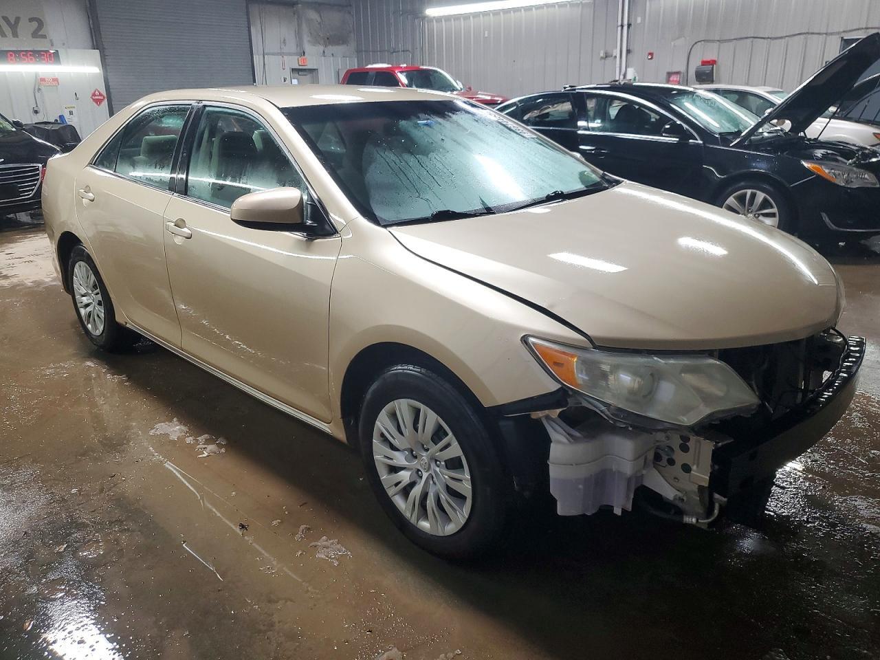 2012 TOYOTA CAMRY