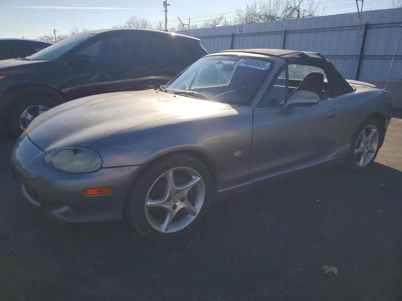 2003 MAZDA MX-5 Miata