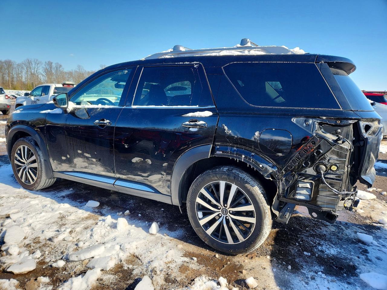 2023 NISSAN PATHFINDER