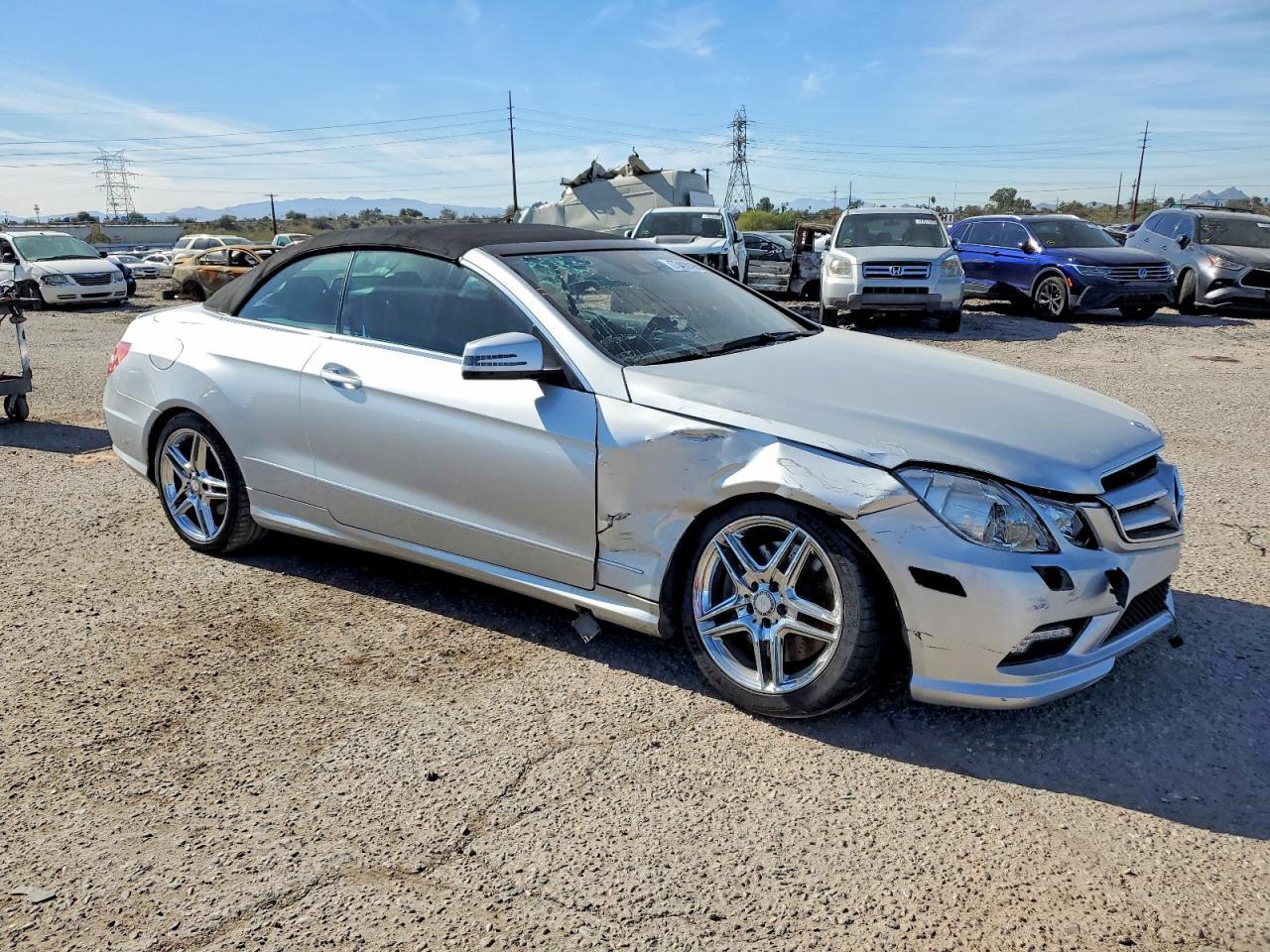 2011 MERCEDES-BENZ E-Class