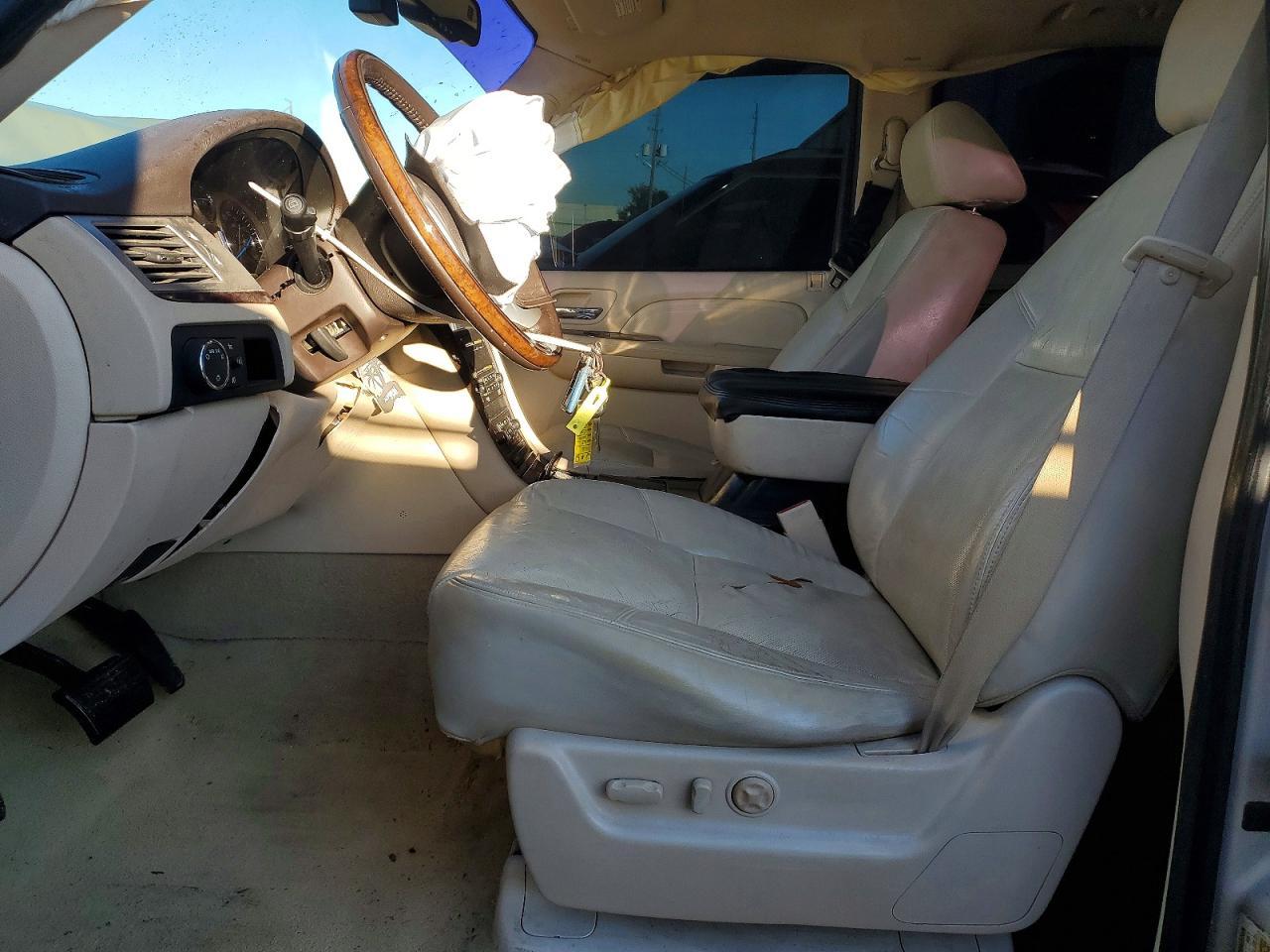 2008 CADILLAC Escalade ESV