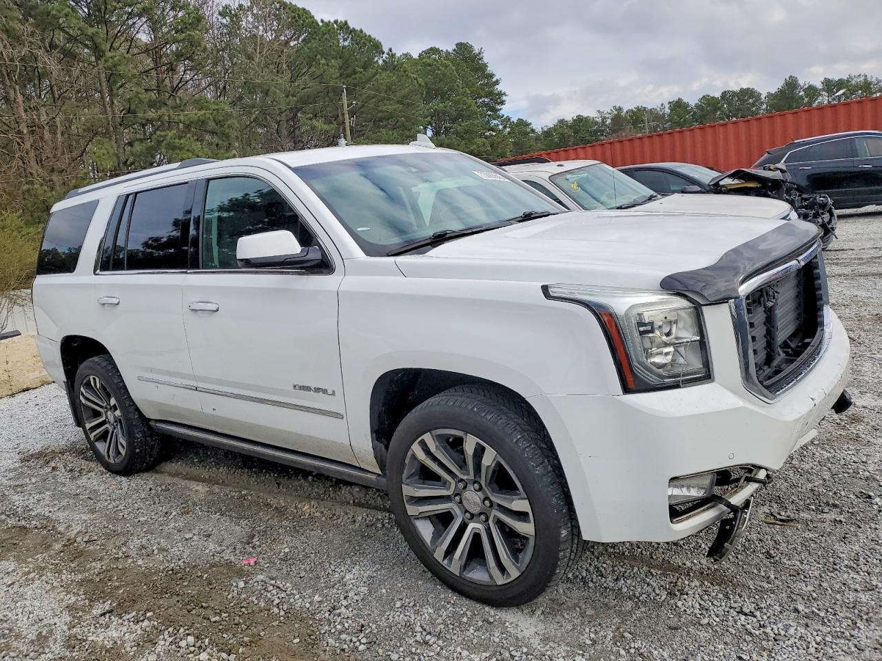 2017 GMC Yukon