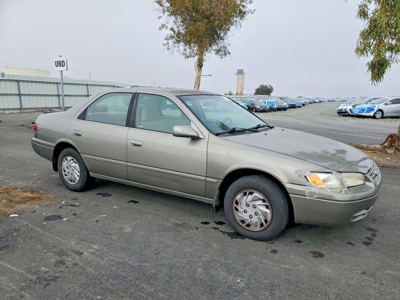 1997 TOYOTA CAMRY