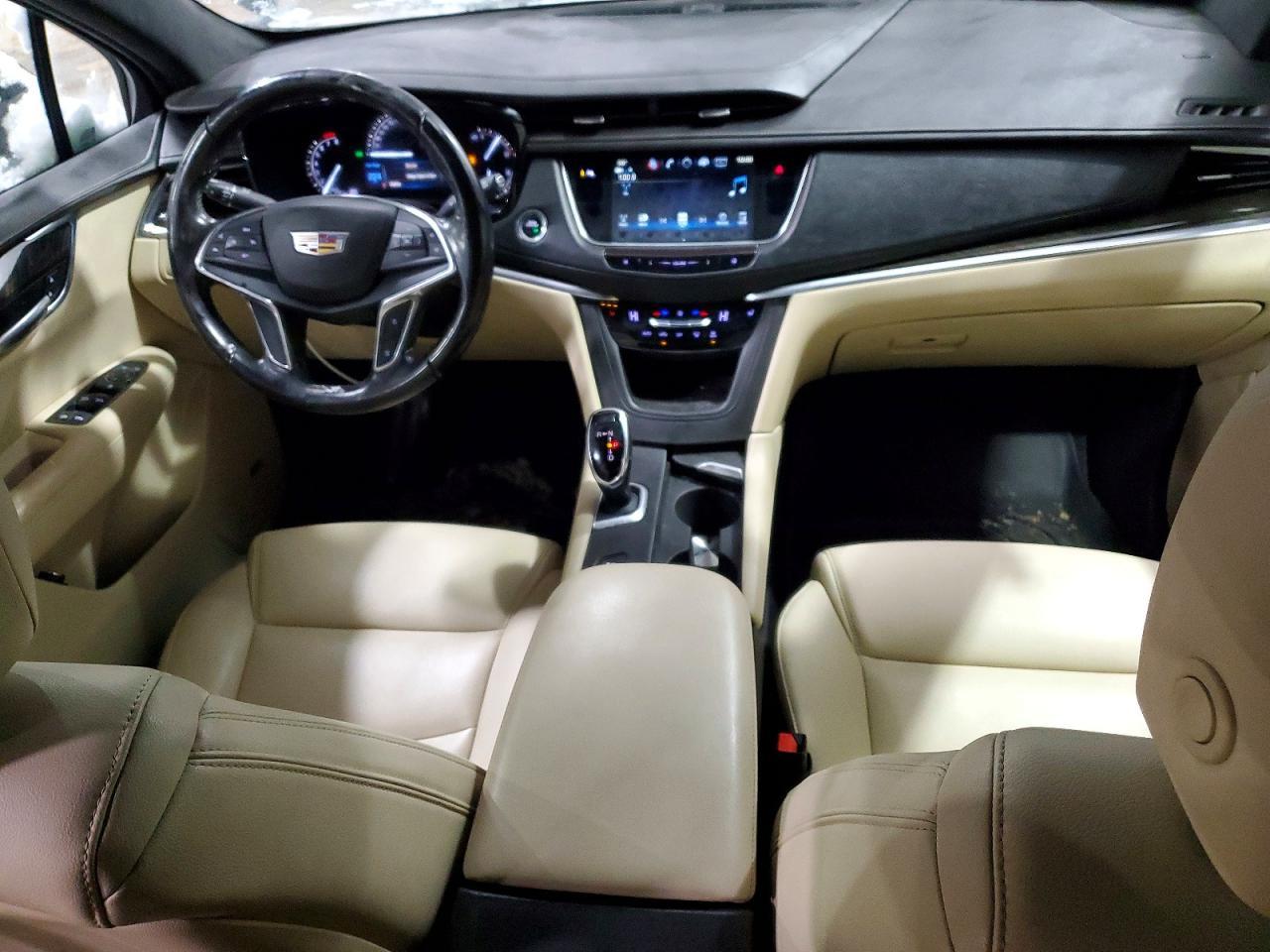 2018 CADILLAC XT5