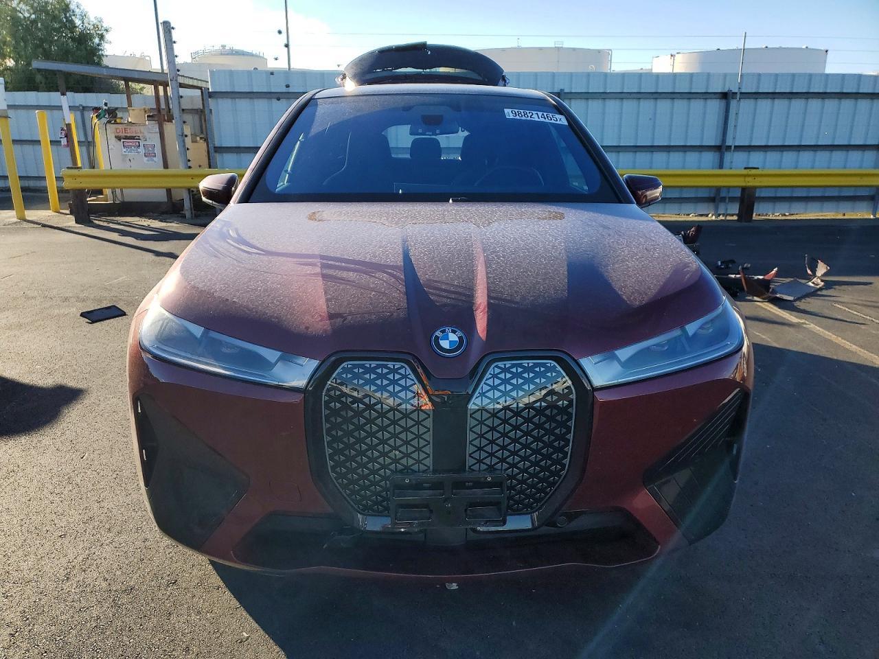 2024 BMW iX
