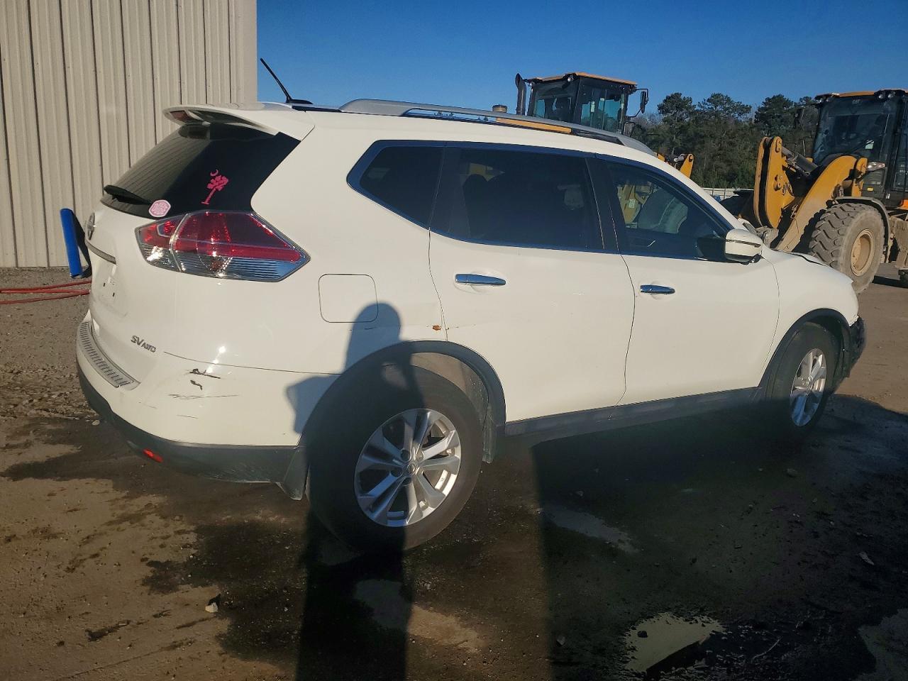2015 NISSAN ROGUE