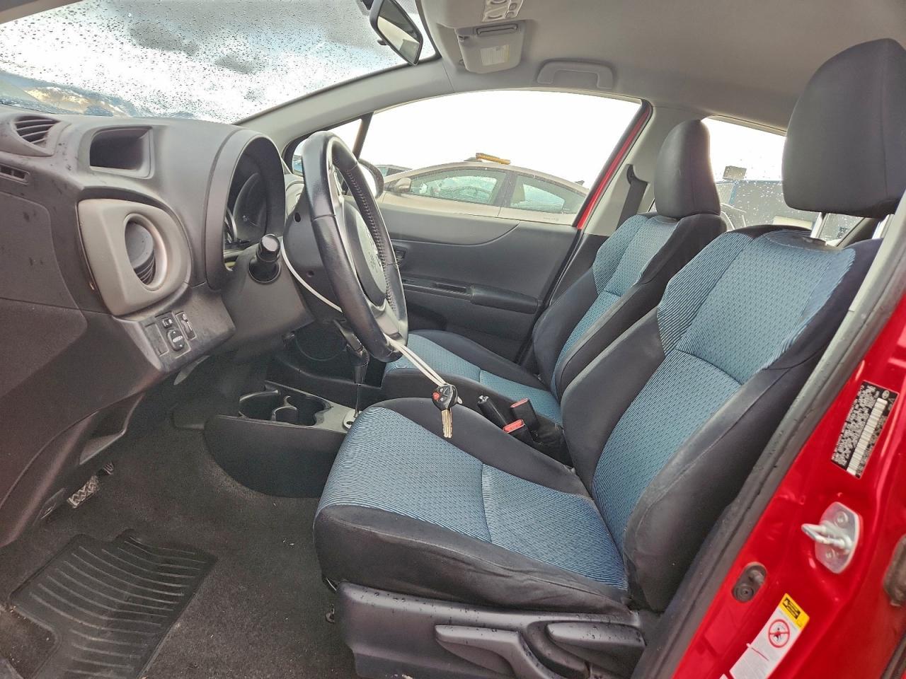 2012 TOYOTA YARIS