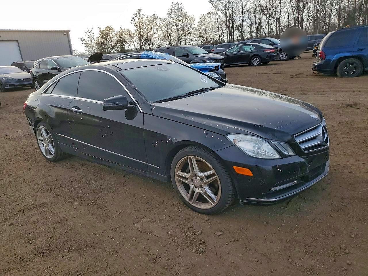 2013 MERCEDES-BENZ E-Class
