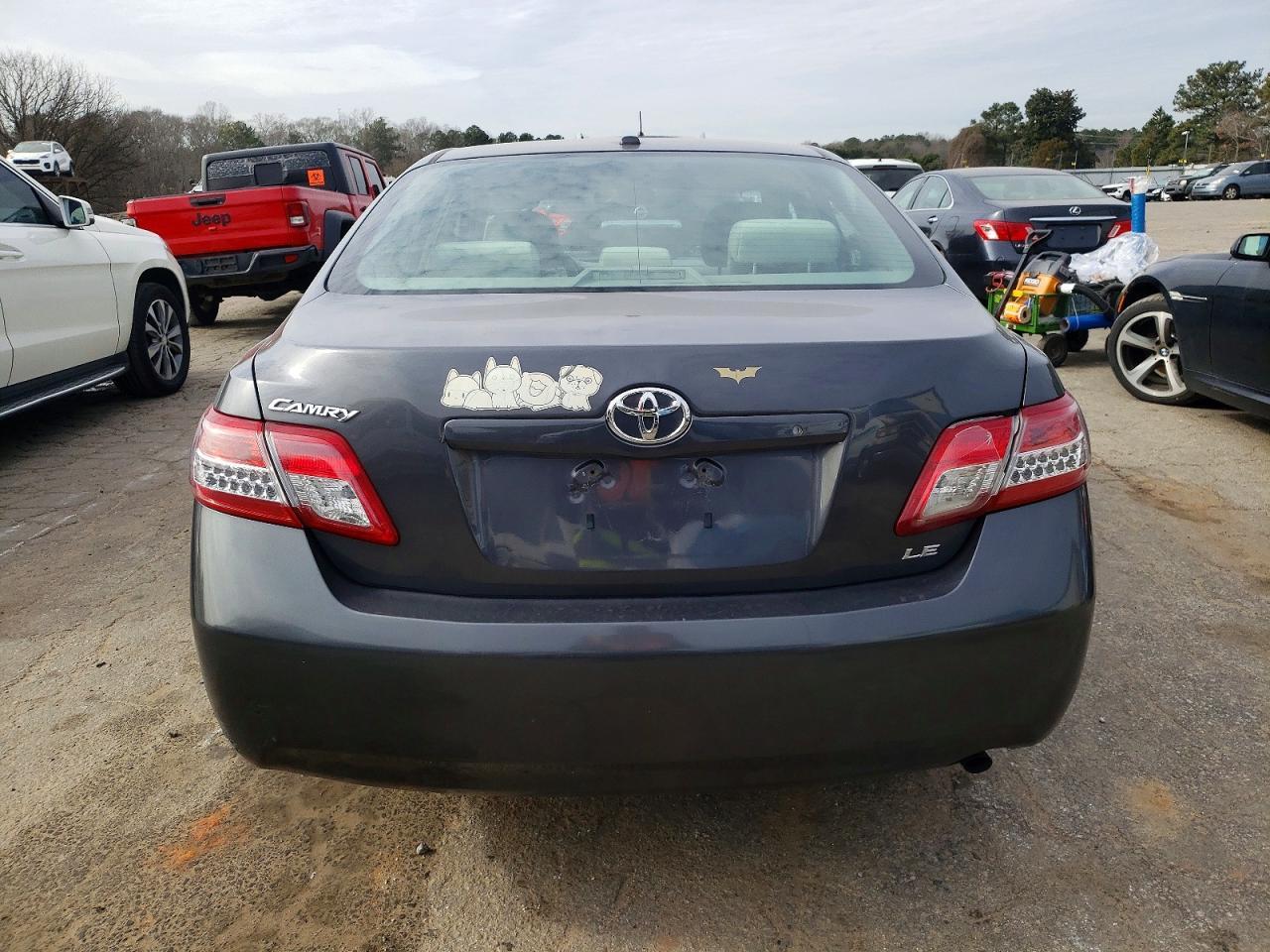 2011 TOYOTA CAMRY