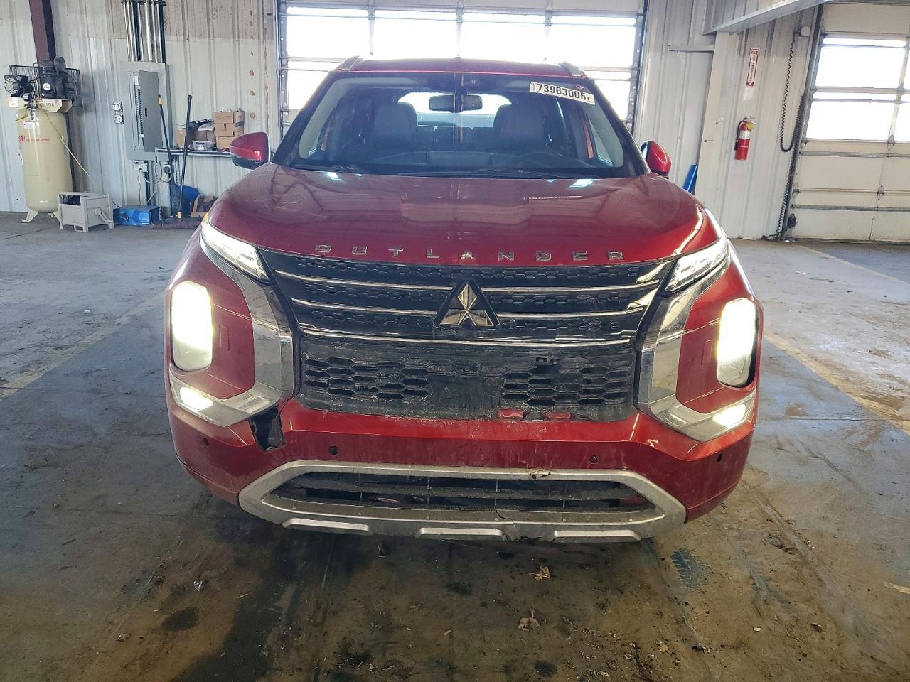 2023 MITSUBISHI outlander