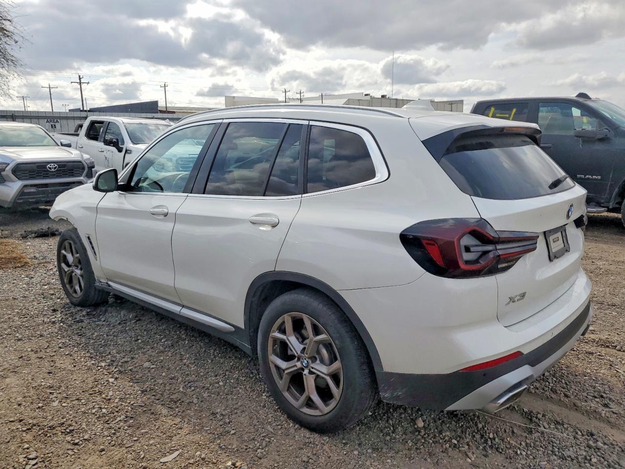 2022 BMW X3