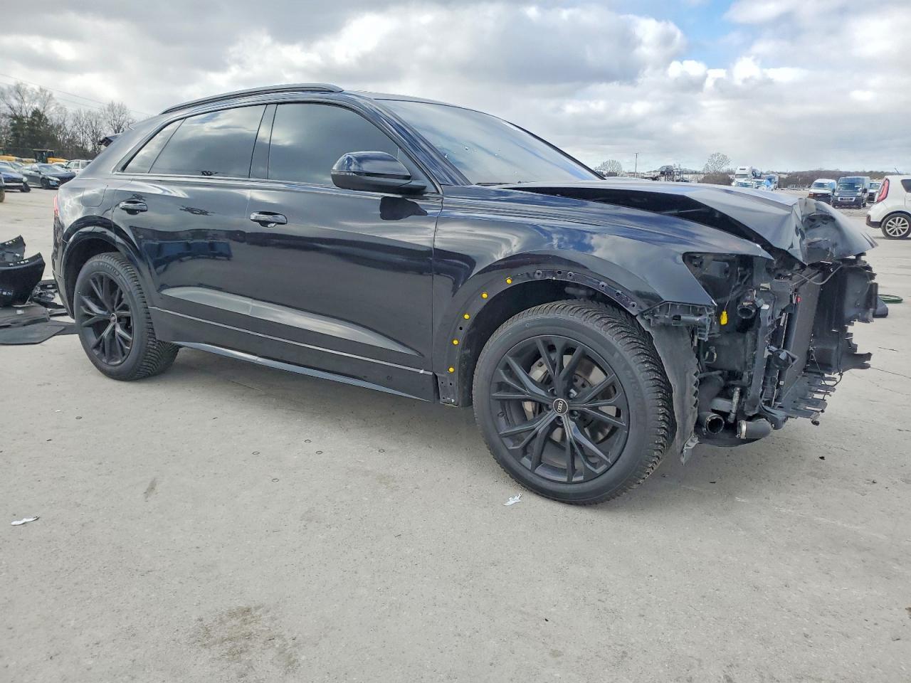 2021 AUDI Q8
