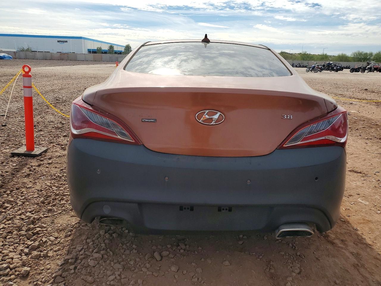 2013 HYUNDAI GENESIS