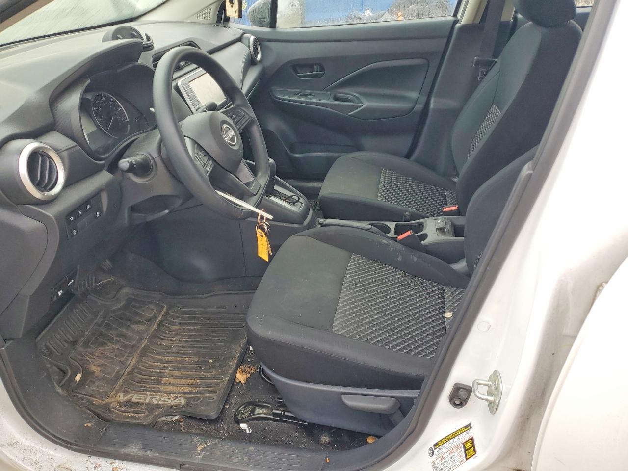 2024 NISSAN VERSA
