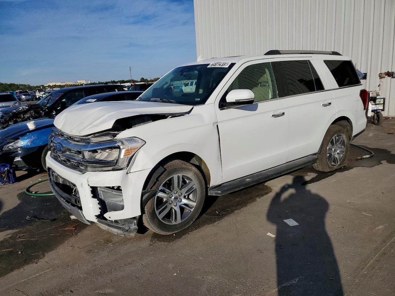 2024 FORD Expedition