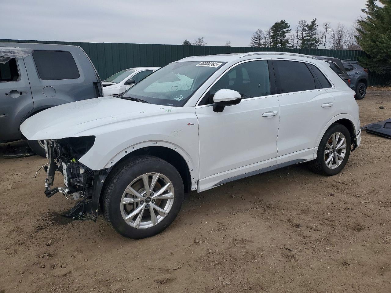 2022 AUDI Q3