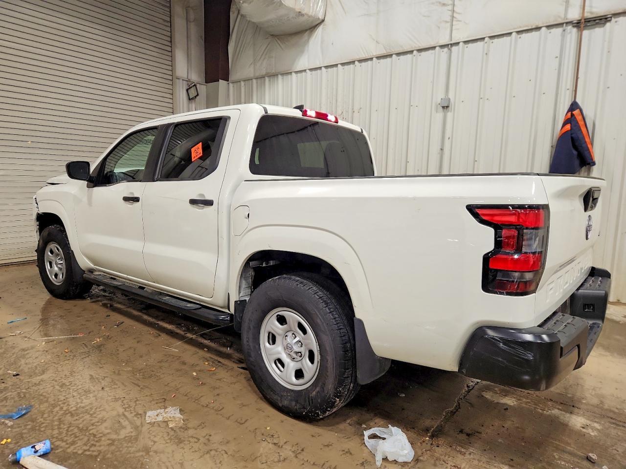 2024 NISSAN Frontier