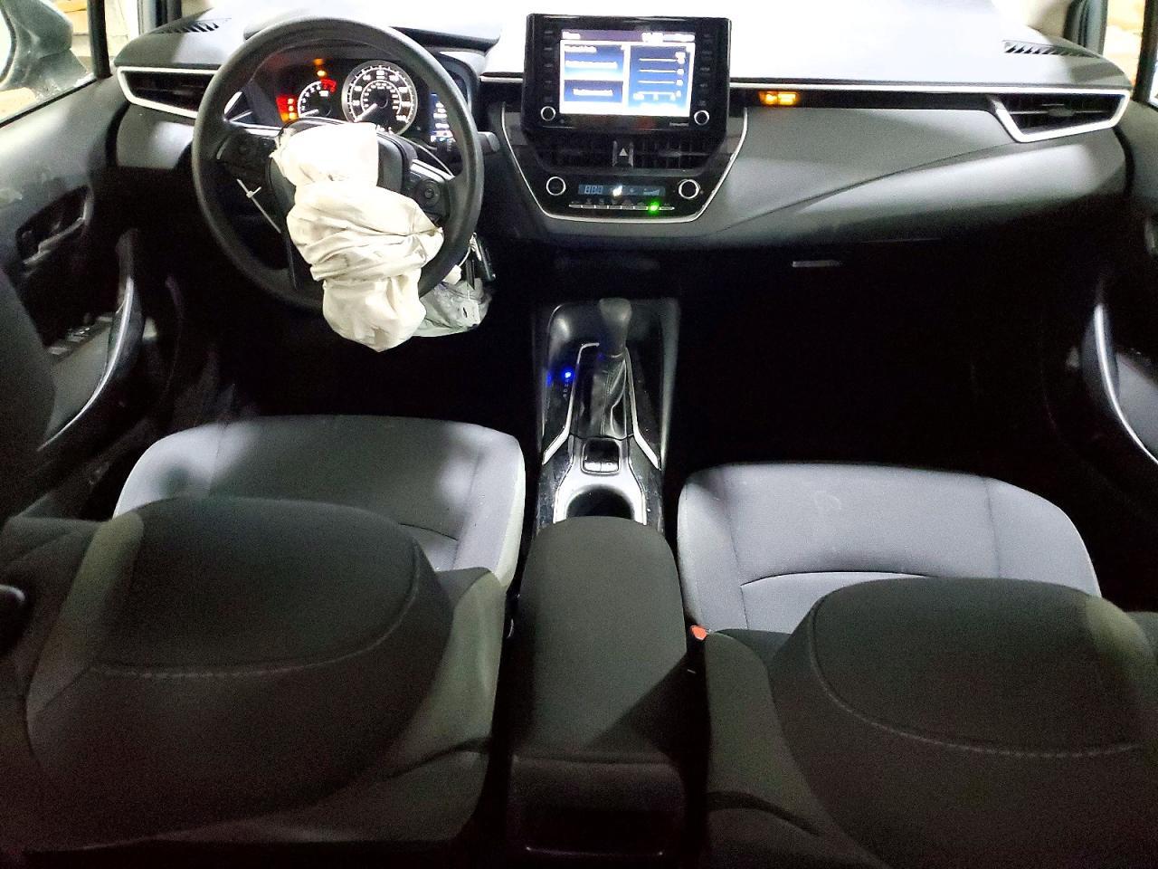 2022 TOYOTA COROLLA