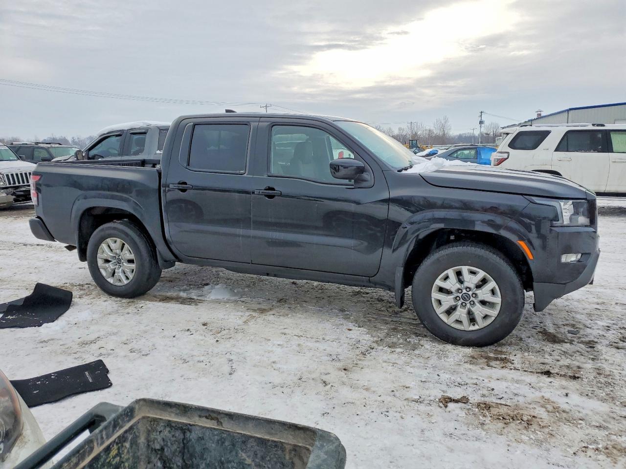 2022 NISSAN Frontier