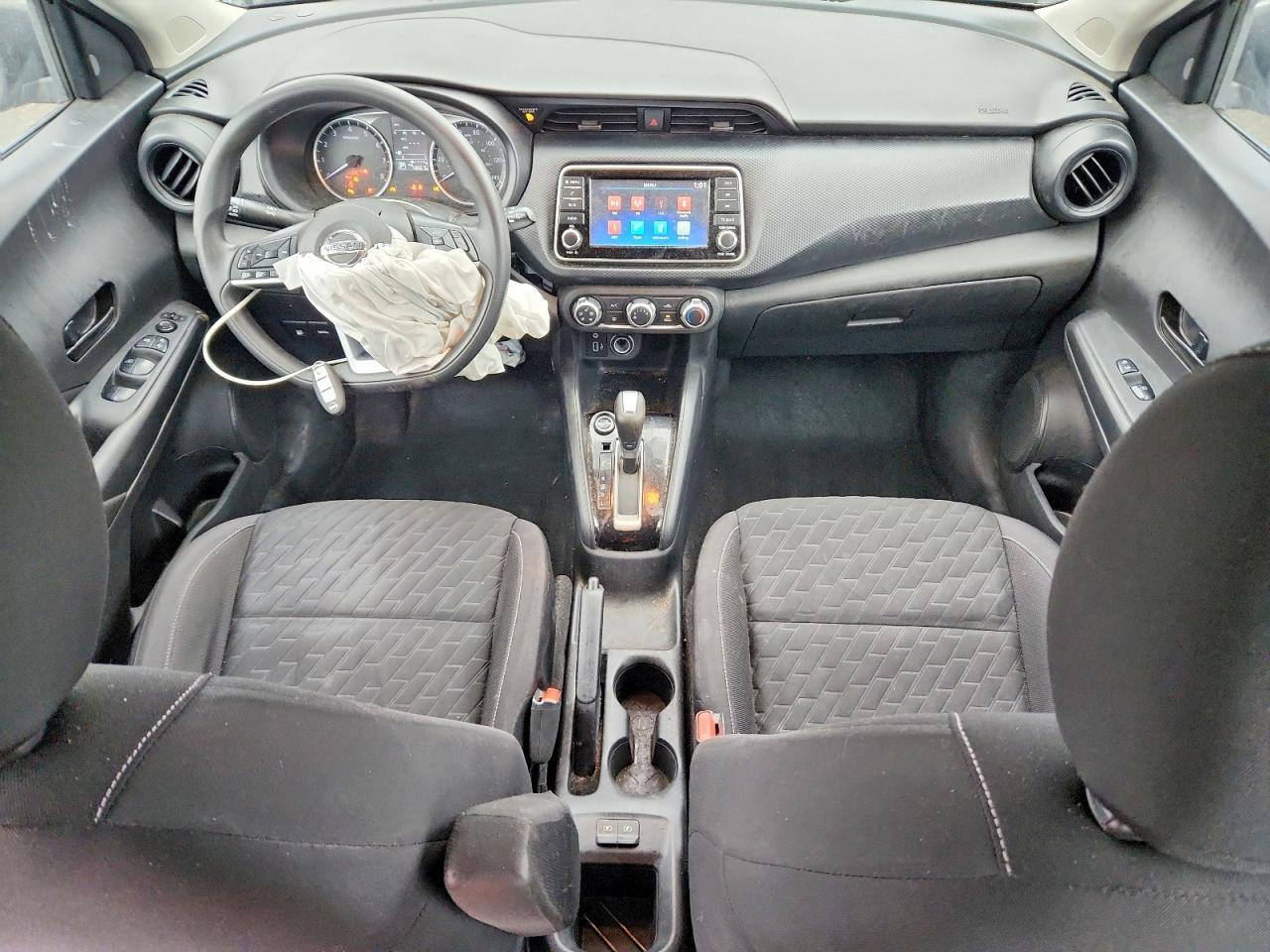 2021 NISSAN KICKS