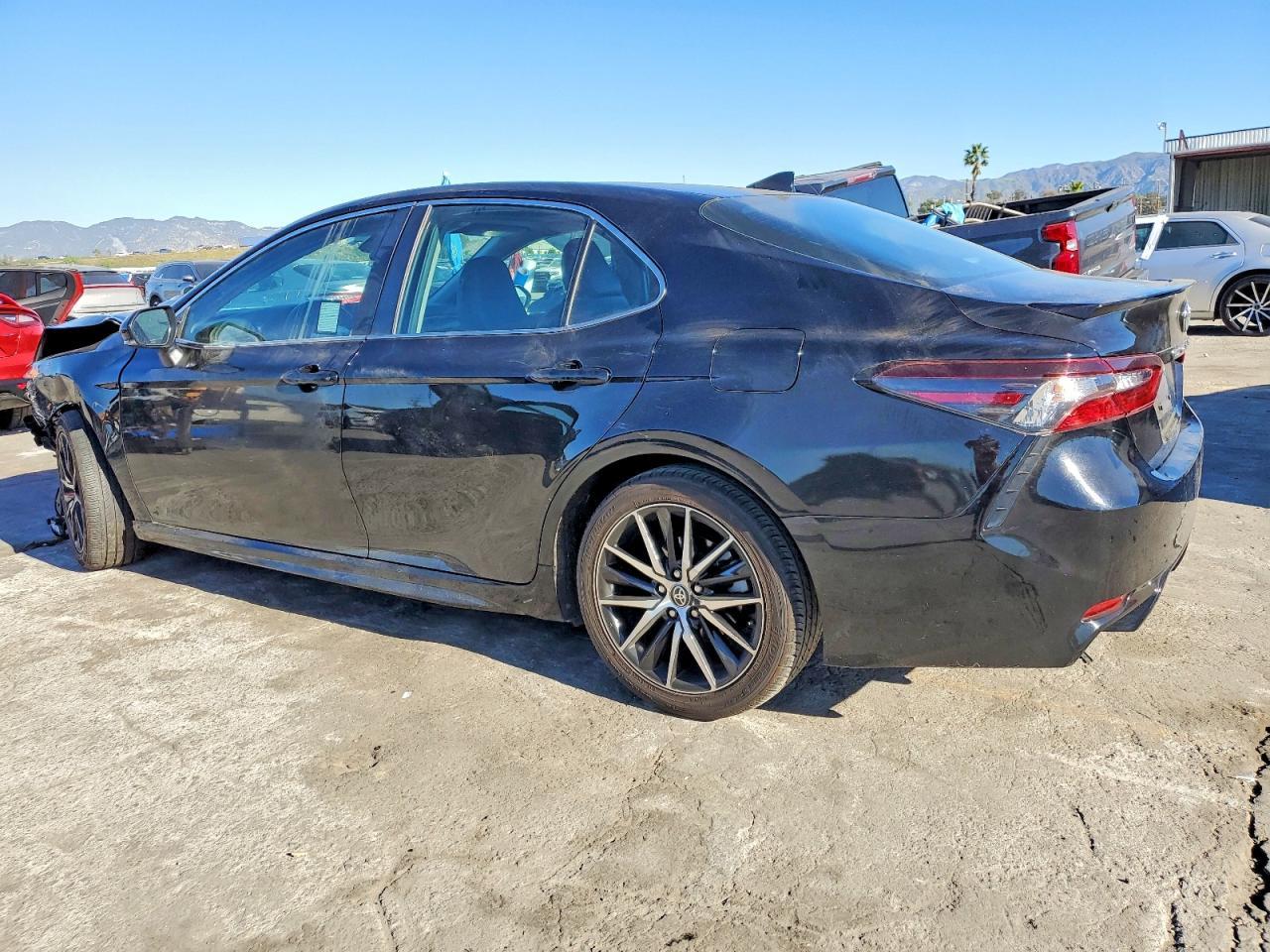 2023 TOYOTA CAMRY
