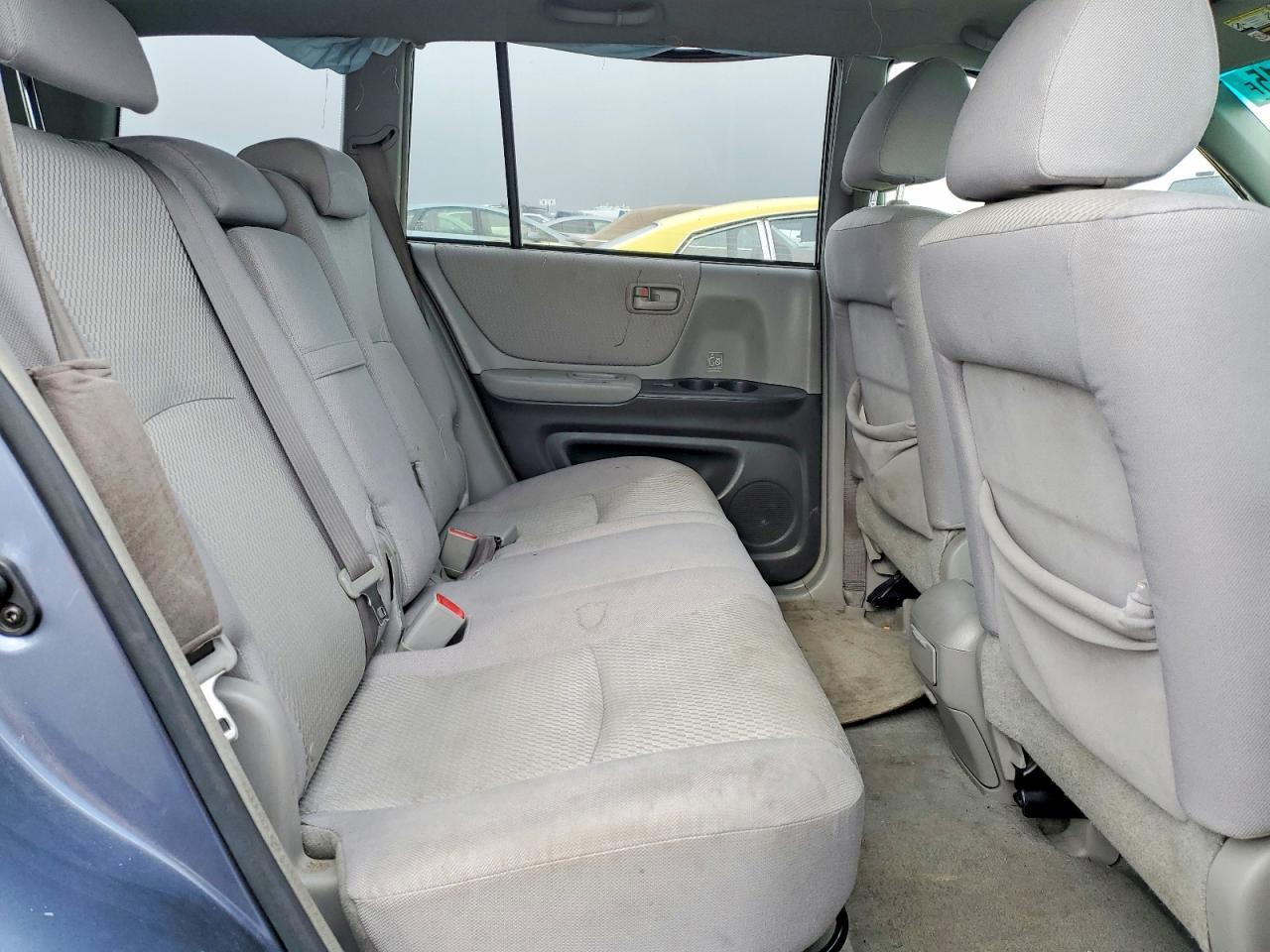 2005 TOYOTA HIGHLANDER