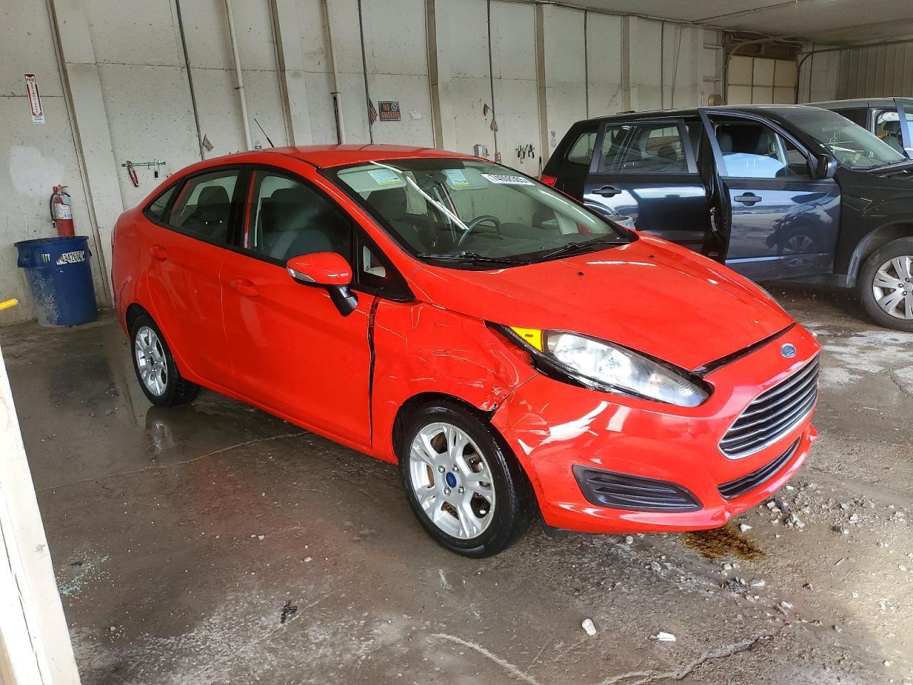 2015 FORD Fiesta