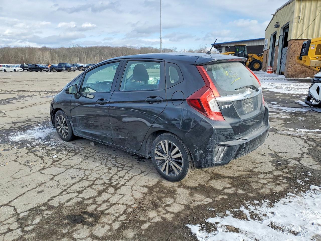 2015 HONDA FIT
