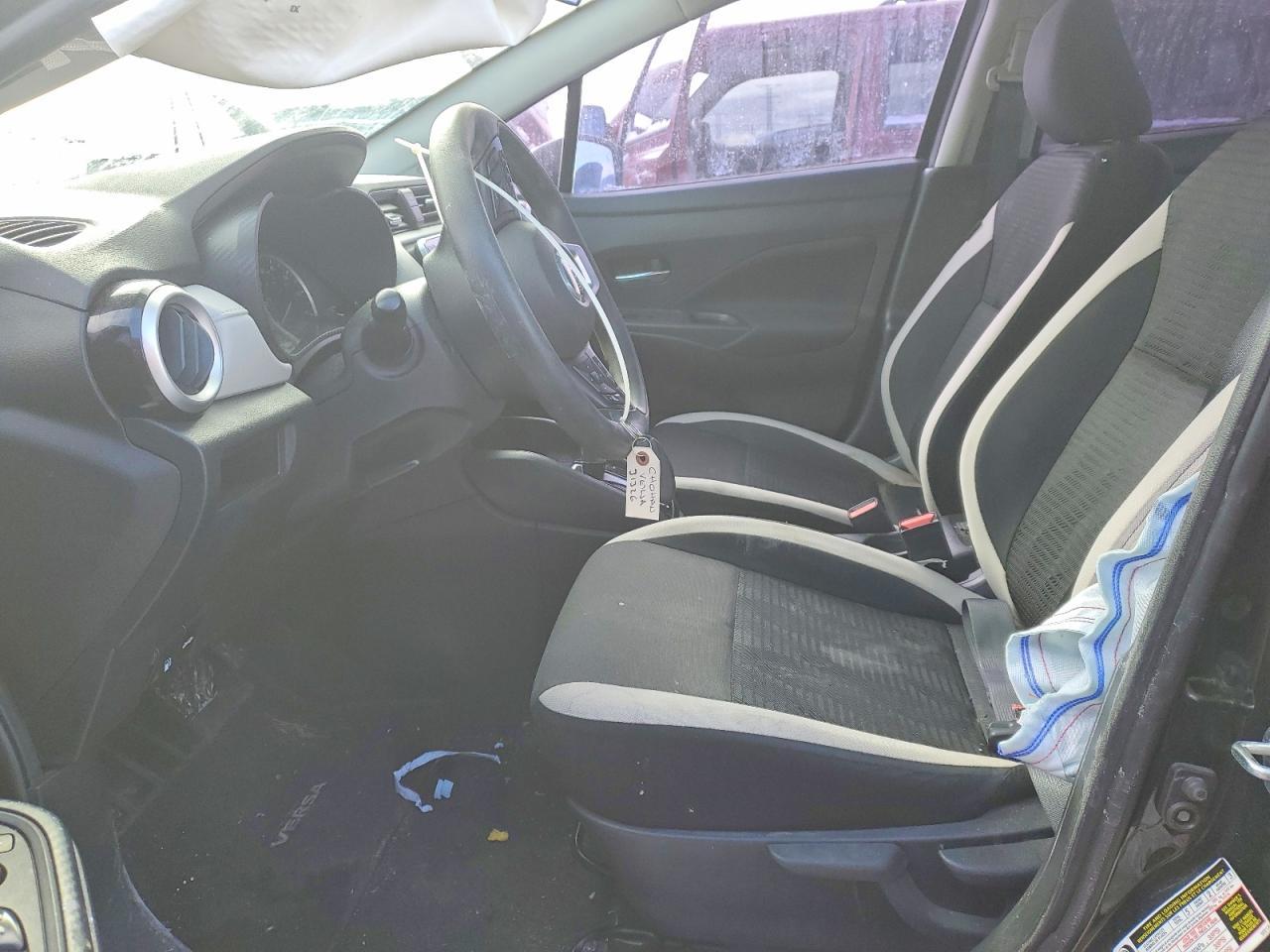2021 NISSAN VERSA