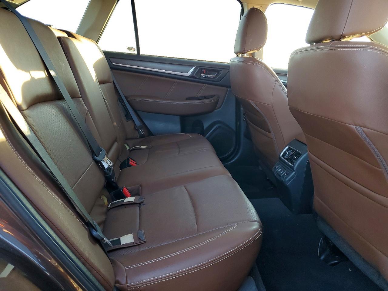 2019 SUBARU Outback
