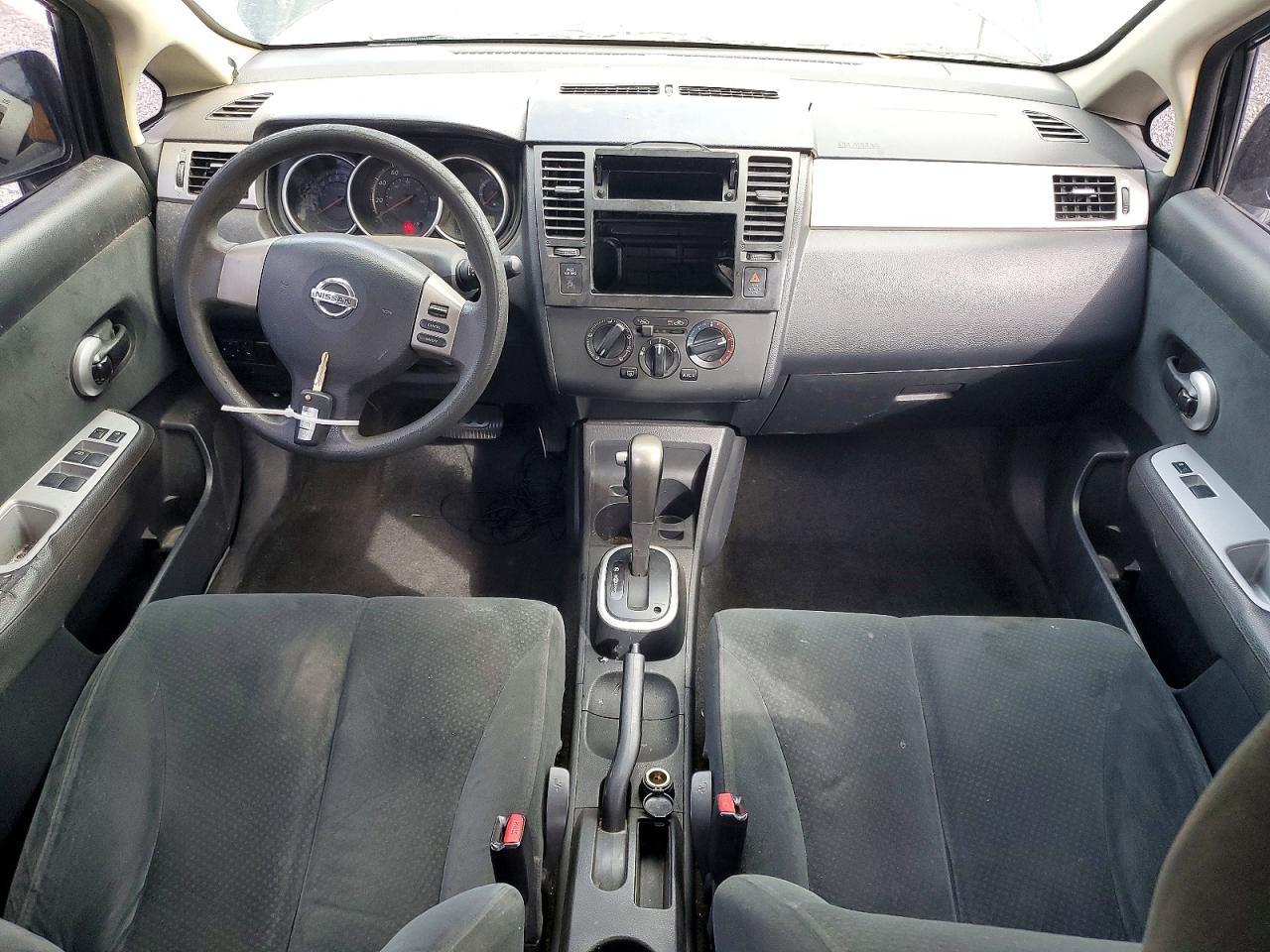 2011 NISSAN VERSA