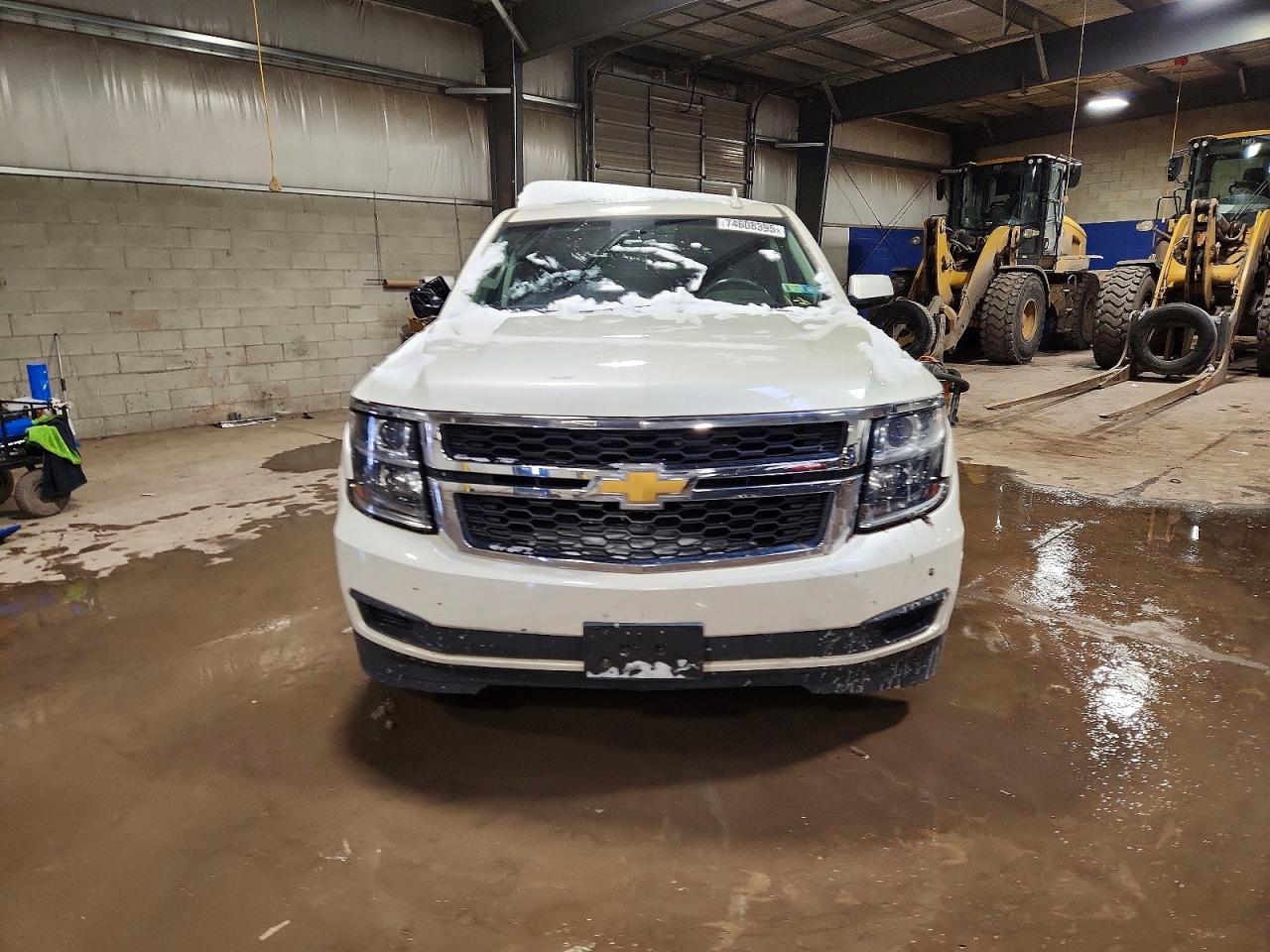 2015 CHEVROLET Suburban