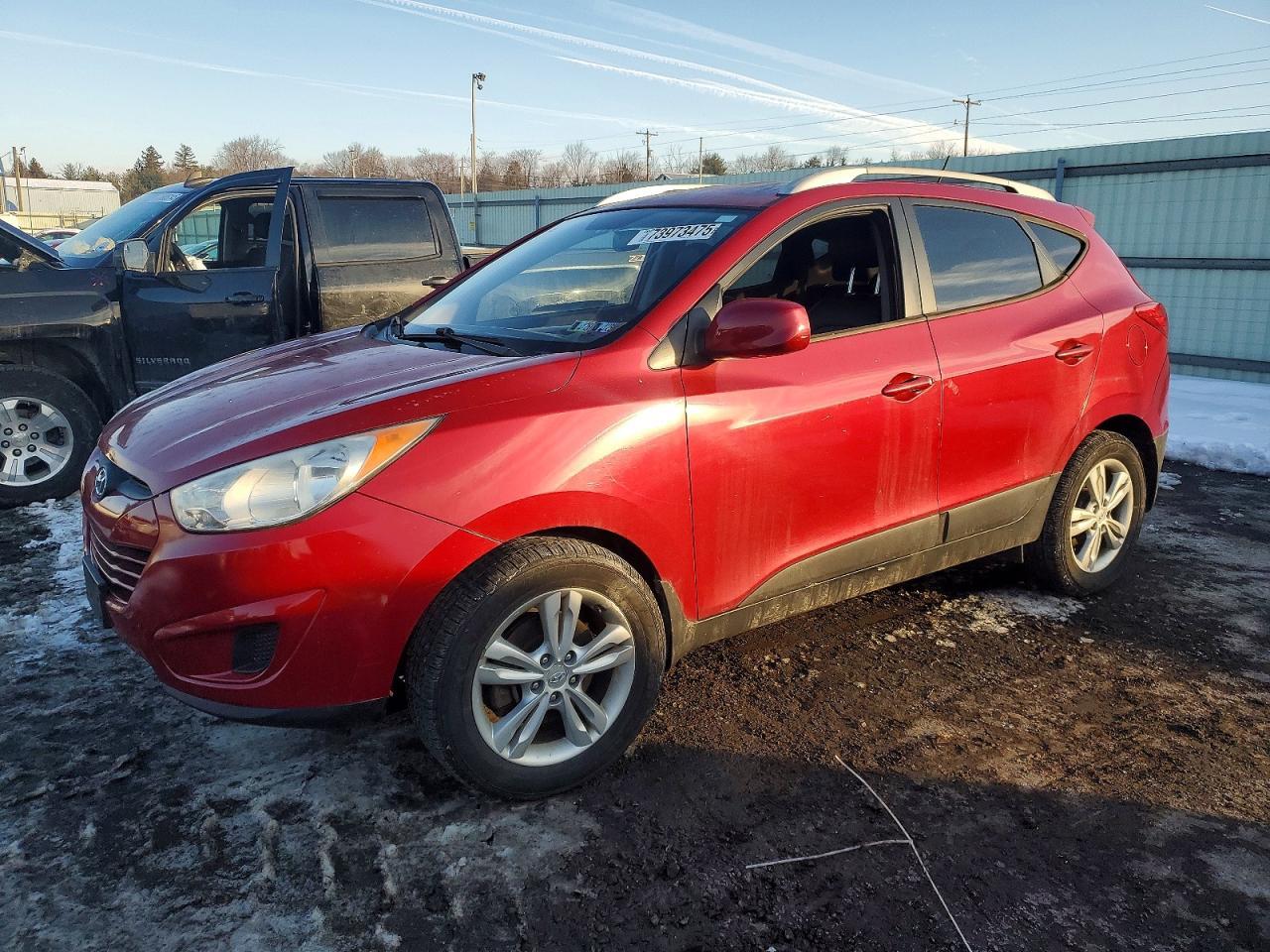 2011 HYUNDAI TUCSON